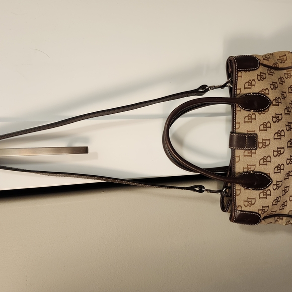 Vintage Y2K Dooney & Bourke Tan and Brown Signature Monogram Satchel - Picture 6 of 6